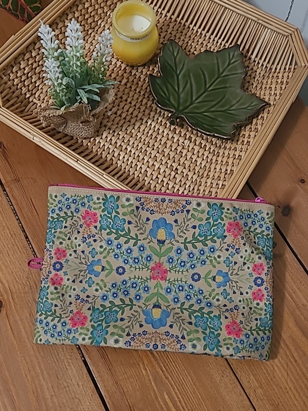 Natural Life Cosmetic Bag